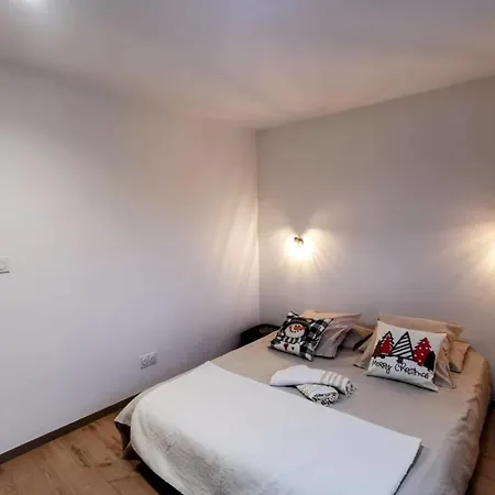 Magnifique Appartement Au Pied Des Pistes - Le Trelod La Feclaz Exterior photo